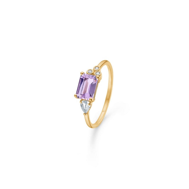 Lavender ring i 14 karat genanvendt guld med lilla ametyst, hvide diamanter og safir fra Mads Z Gold Label.